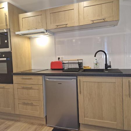 Charming Apartment Near La Defense, Paris Bezons Bagian luar foto