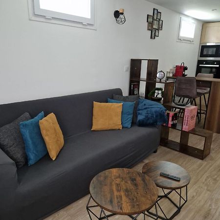 Charming Apartment Near La Defense, Paris Bezons Bagian luar foto