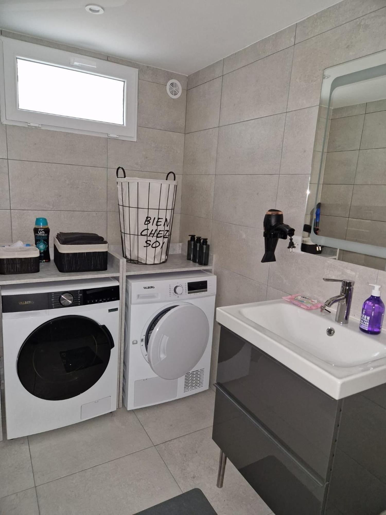 Charming Apartment Near La Defense, Paris Bezons Bagian luar foto